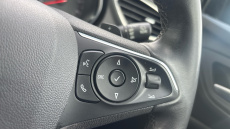 Vauxhall Grandland X 1.6 Hybrid4 300 Business Ed Nav Premium 5dr Auto Hatchback